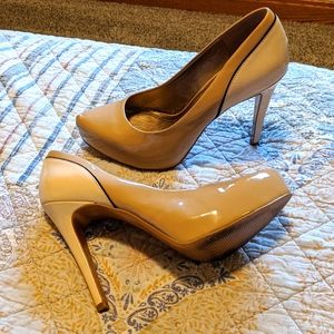 BCBG Generation Cream and tan high heels.